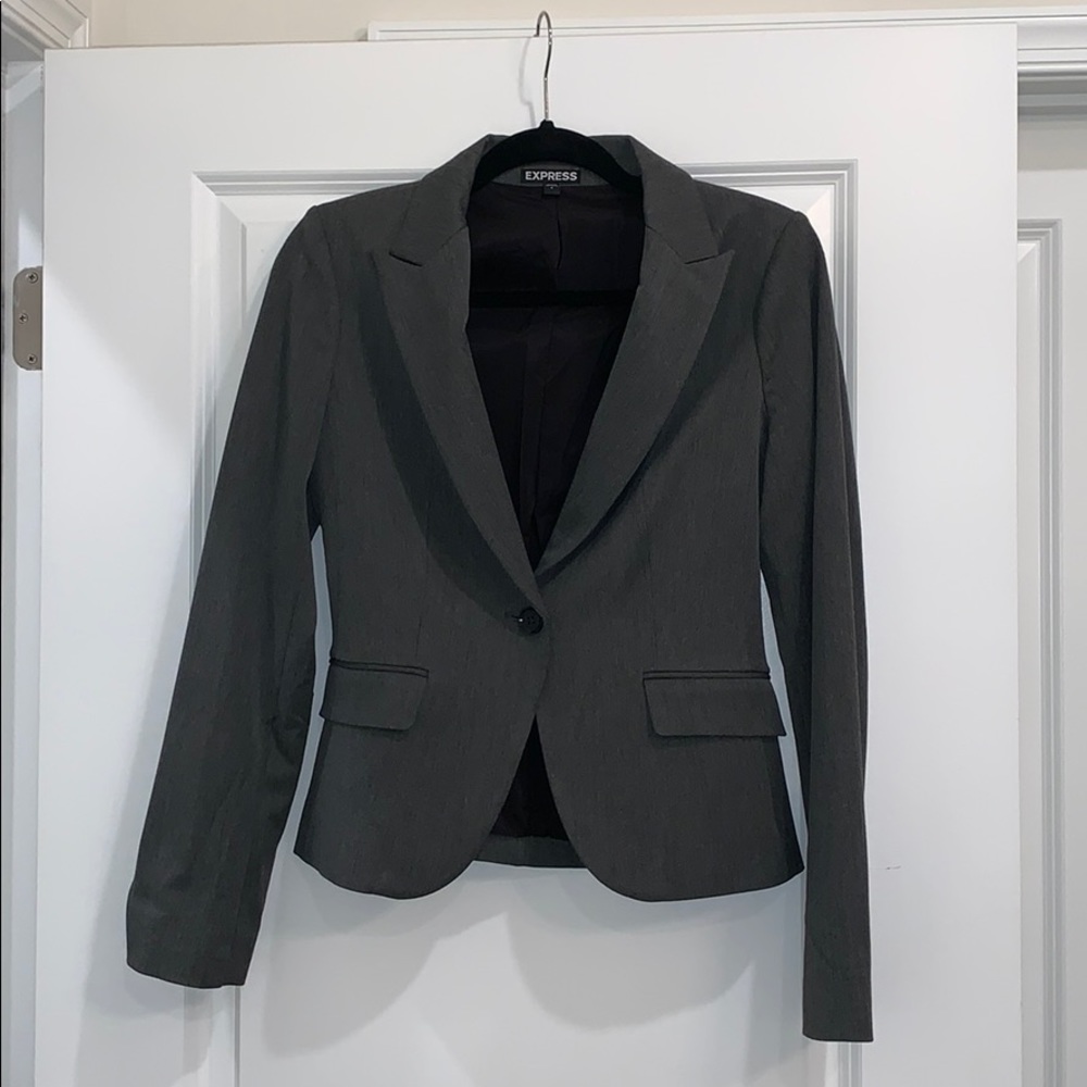 NWOT Express Dark Gray Blazer (4)